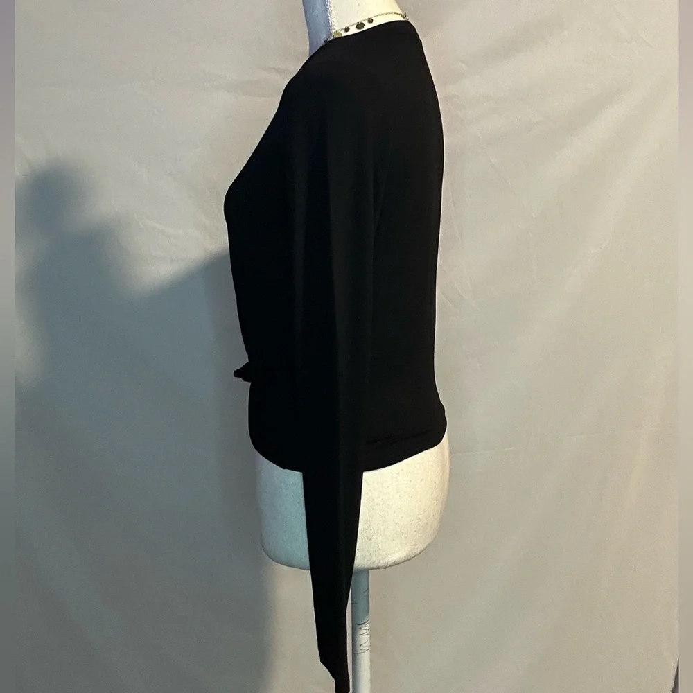 Tops/T-Shirts/Tanks👚 - 2 for $20 or 3 for $30 (Mix & Match) - Picture 4 of 5